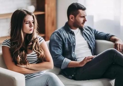 原告证人不出庭作证如何办